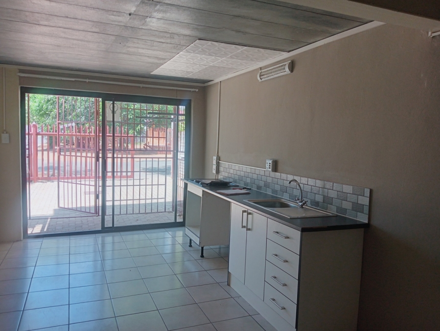 To Let 1 Bedroom Property for Rent in Wilgehof Free State